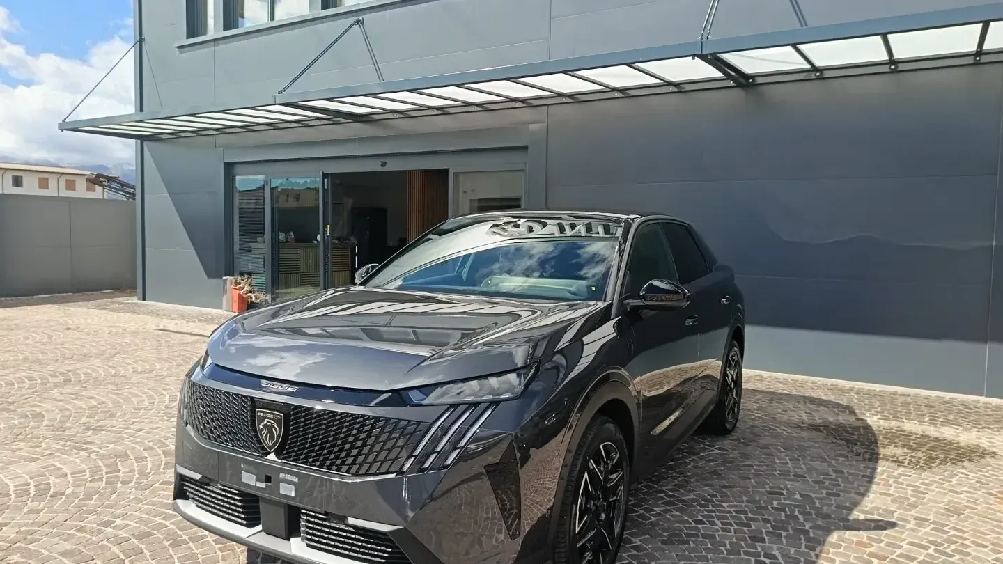 Peugeot 3008 Hybrid 145 e-DCS6 GT