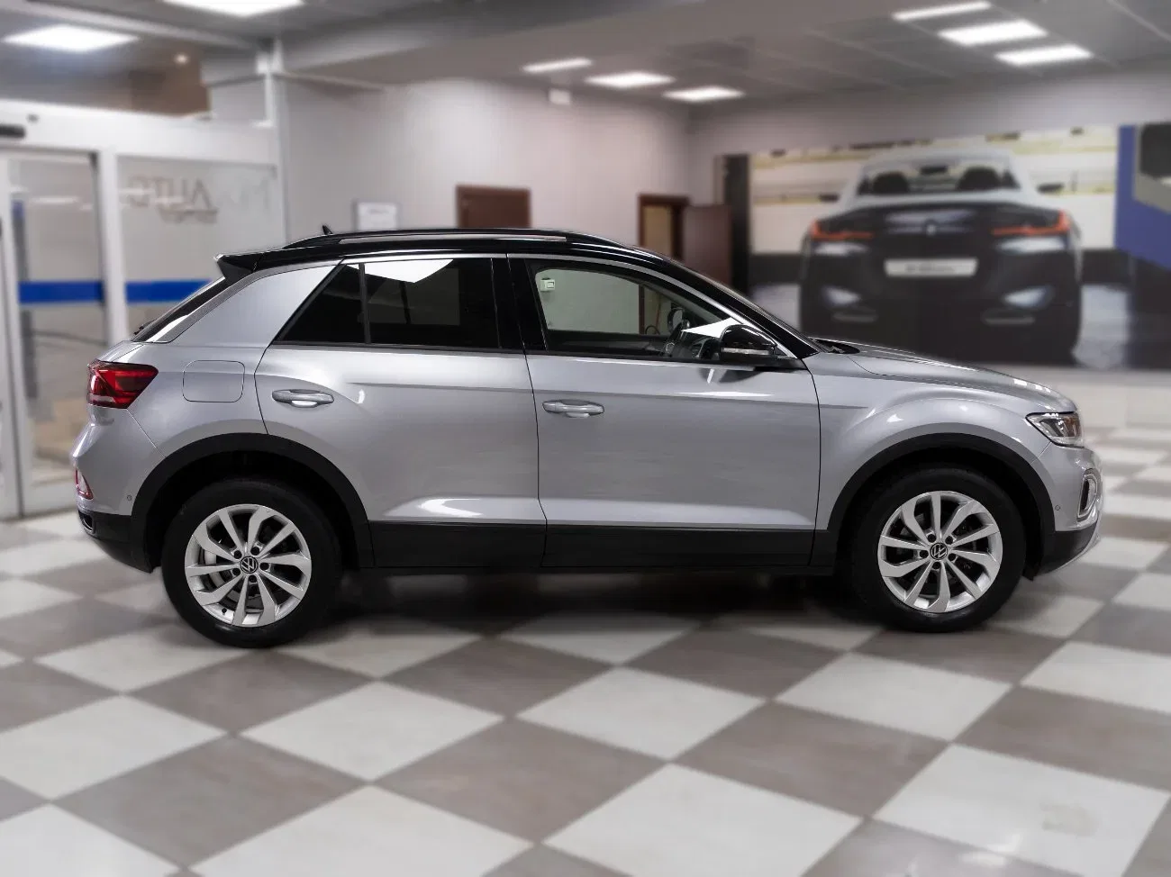 Volkswagen T-Roc 1.5 TSI Life 150CV DSG foto 6