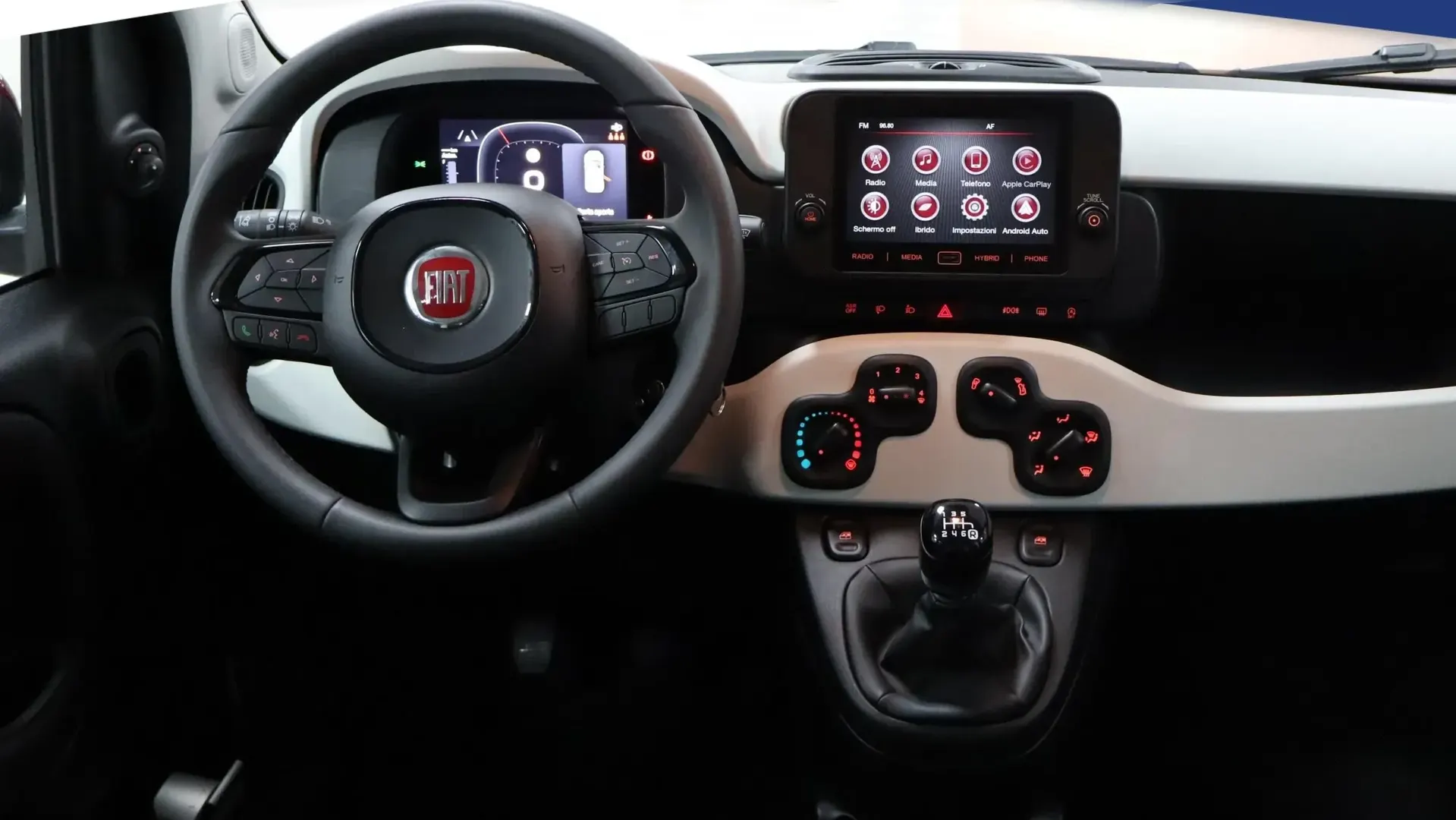 Fiat Panda Pandina Cross 1.0 Firefly Hybrid S&S 70CV