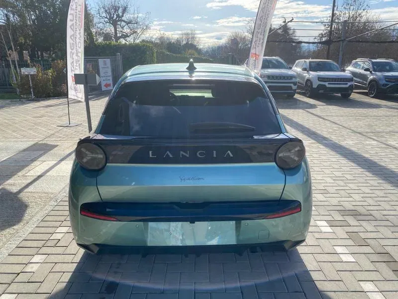 Lancia Ypsilon 1.2 mhev LX 110cv e-dct foto 6