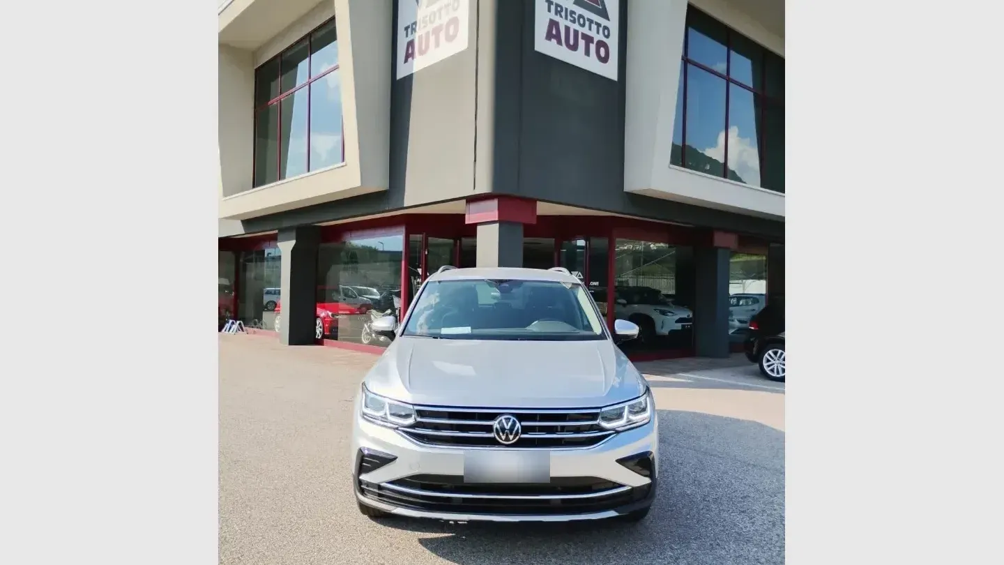 Volkswagen Tiguan 2.0 TDI 150CV DSG 4MOT. Elegance