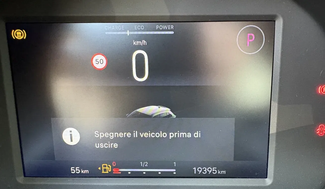 Fiat 600 PROMO 1.2 hybrid La Prima 110cv auto foto 10