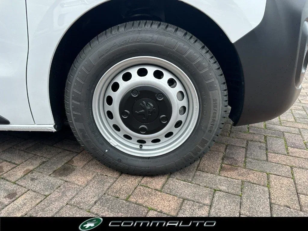 Peugeot Expert BlueHDi 100 S&S PL-TN Furgone Premium Standard foto 14