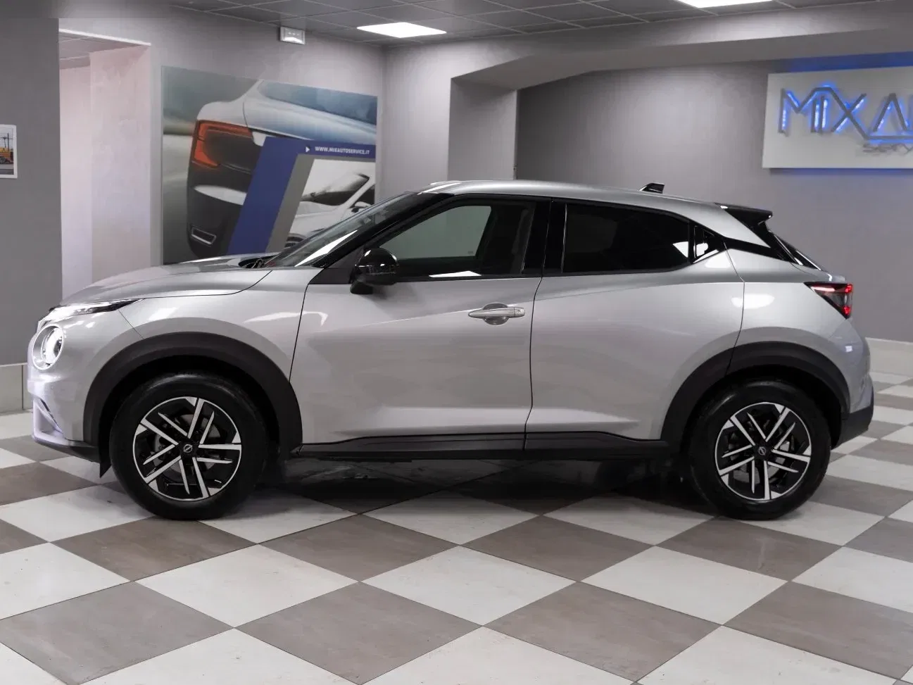 Nissan Juke 1.0 DIG-T N-Connecta 114CV DCT foto 3
