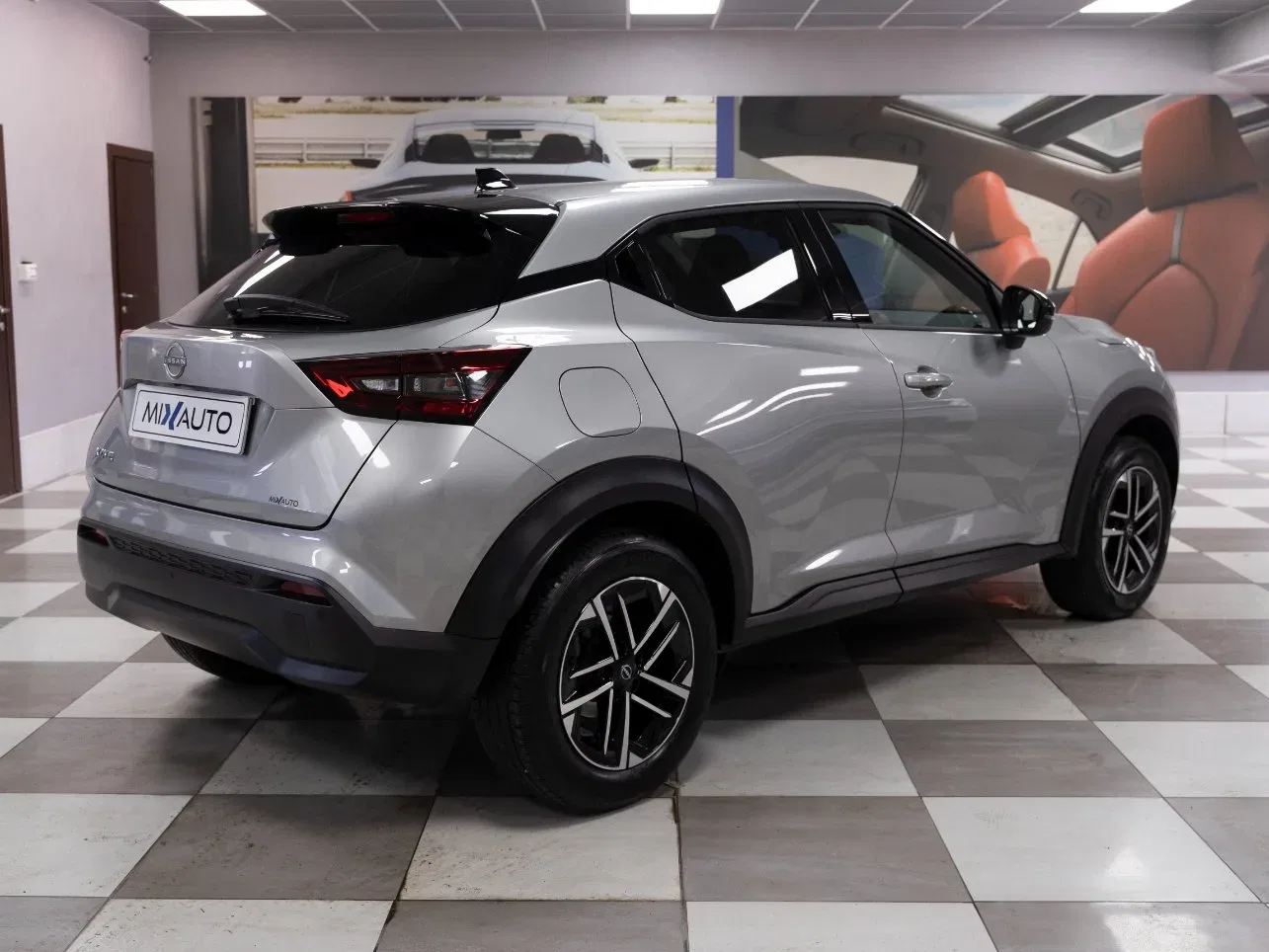 Nissan Juke 1.0 DIG-T N-Connecta 114CV DCT foto 5