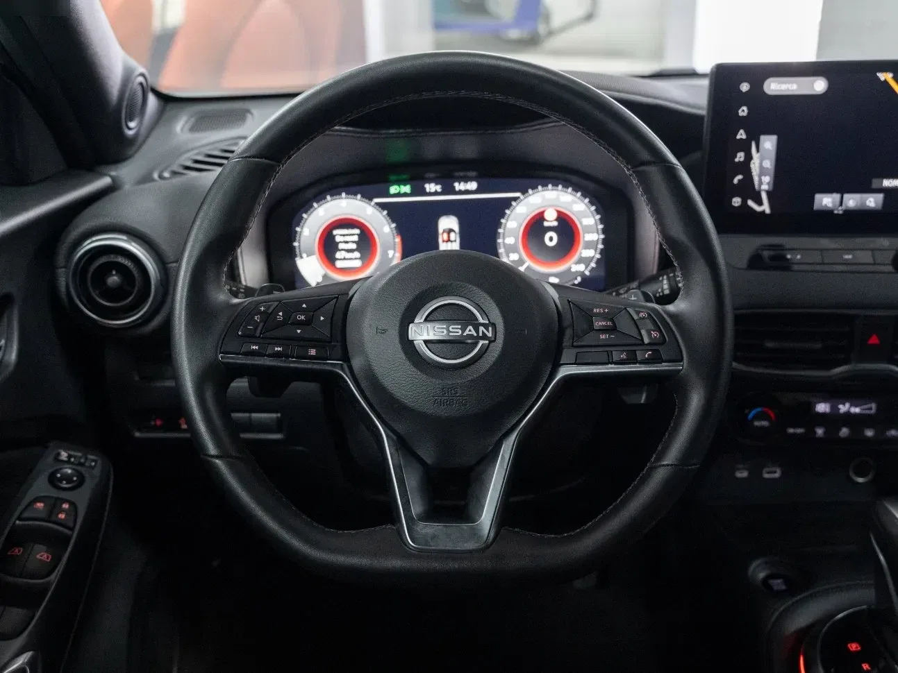 Nissan Juke 1.0 DIG-T N-Connecta 114CV DCT foto 11