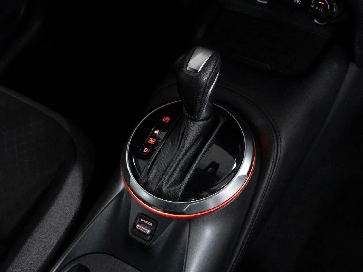 Nissan Juke 1.0 DIG-T N-Connecta 114CV DCT foto 13