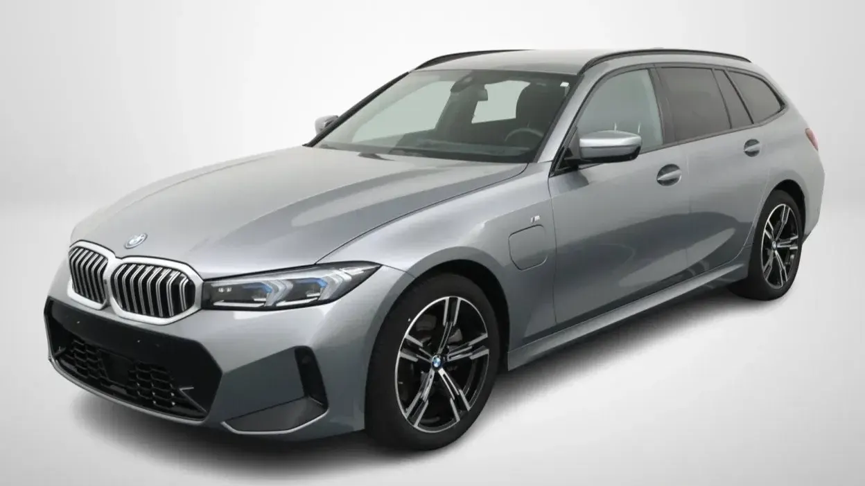 BMW 330e Touring Msport
