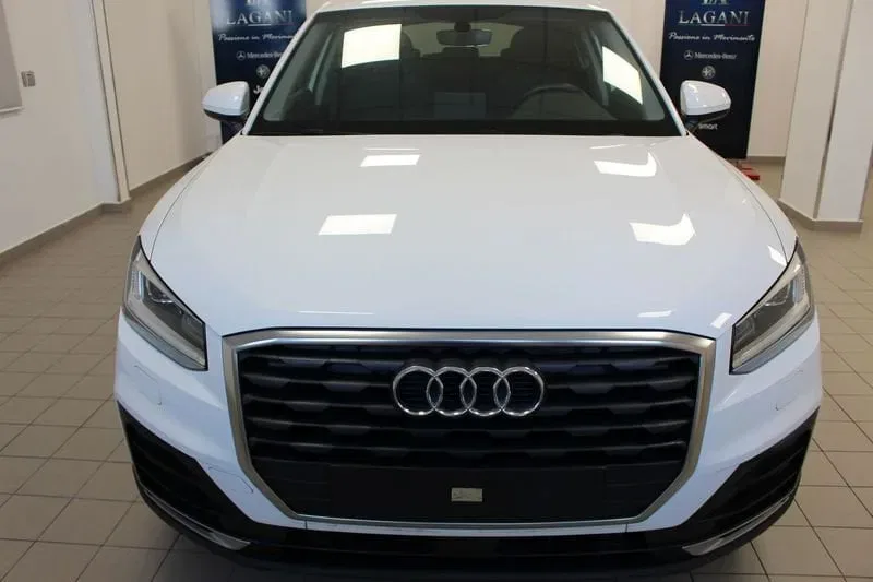 Audi Q2 30 TDI S tronic Business foto 2