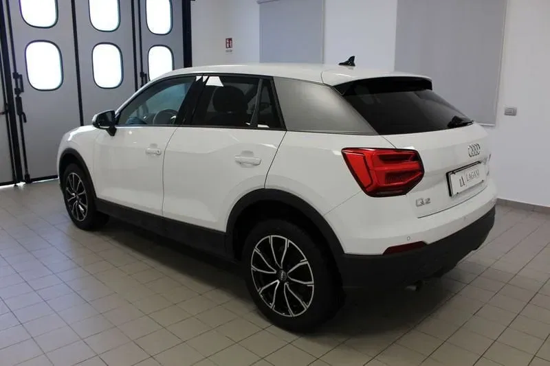 Audi Q2 30 TDI S tronic Business foto 6