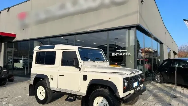 Land Rover Defender 90 SW Defender 90 2.5 tdi County