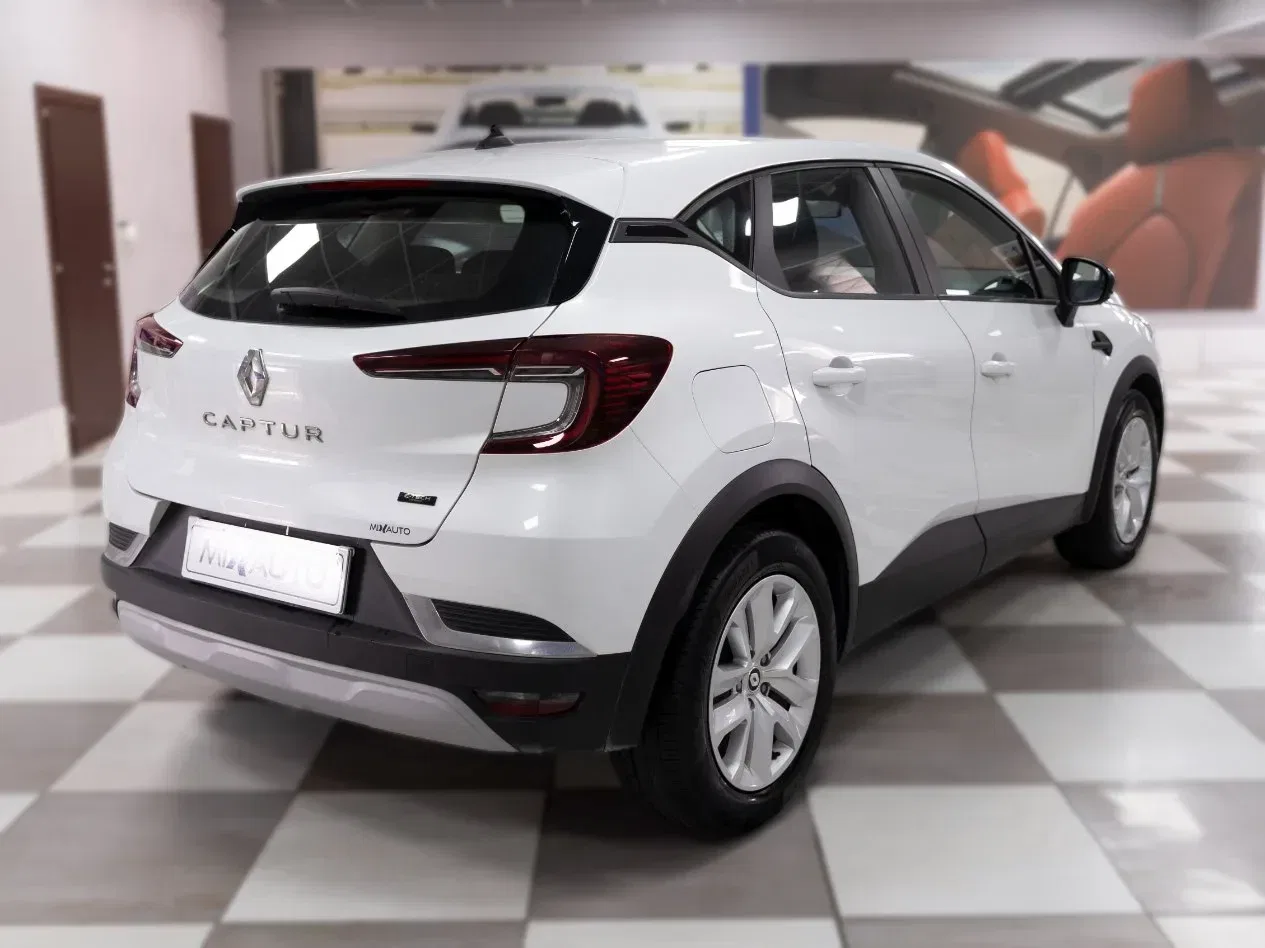 Renault Captur 1.6 E-Tech Full Hybrid Equilibre 145CV Auto foto 5