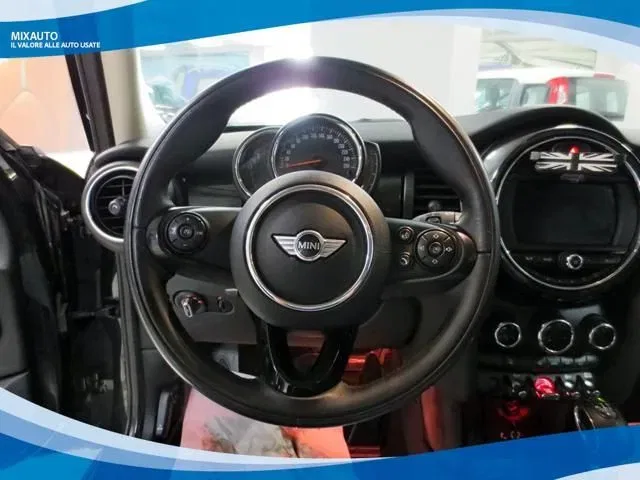 MINI Cooper 1.5 136cv 5 Porte Boost Seven AUT EU6B foto 4