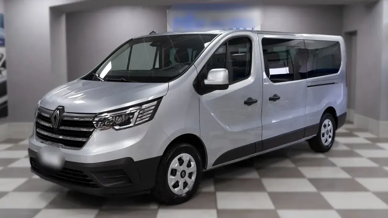 RENAULT Trafic Passenger 2.0 Blue DCI 150CV L2 Authentic