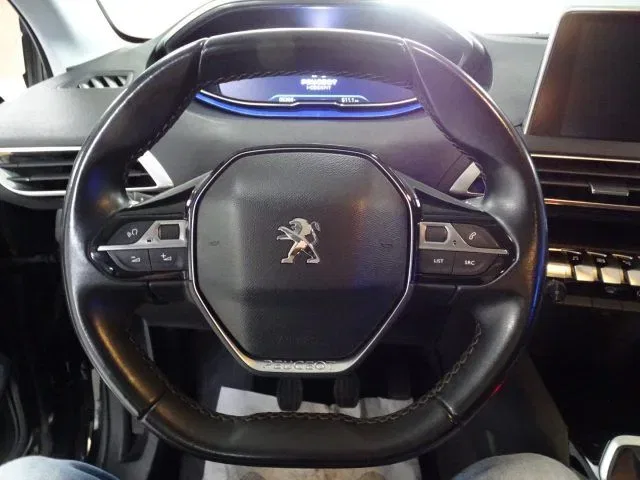 PEUGEOT 5008 1.5 BlueHDI 130cv Business EU6 foto 4