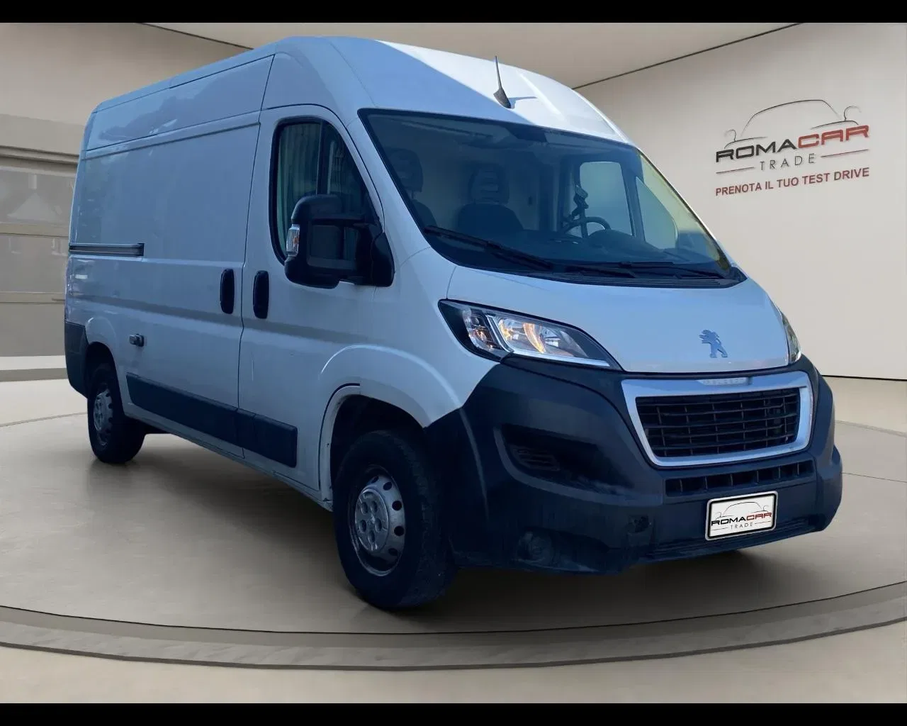 Peugeot Boxer 33 2.2 BlueHDi 140 S&S PM-TM Furgone foto 3