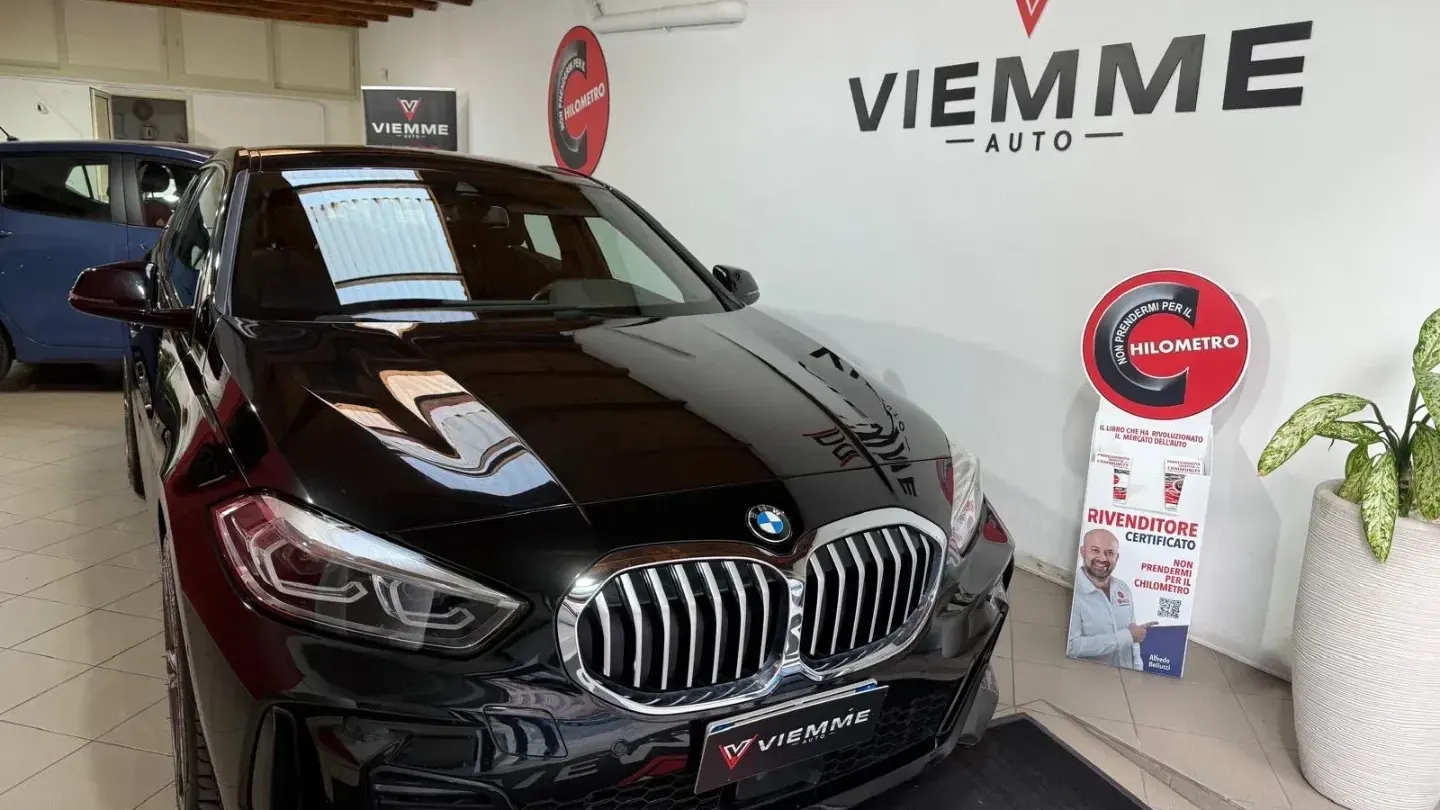 BMW 118d 5p. Colorvision Edition