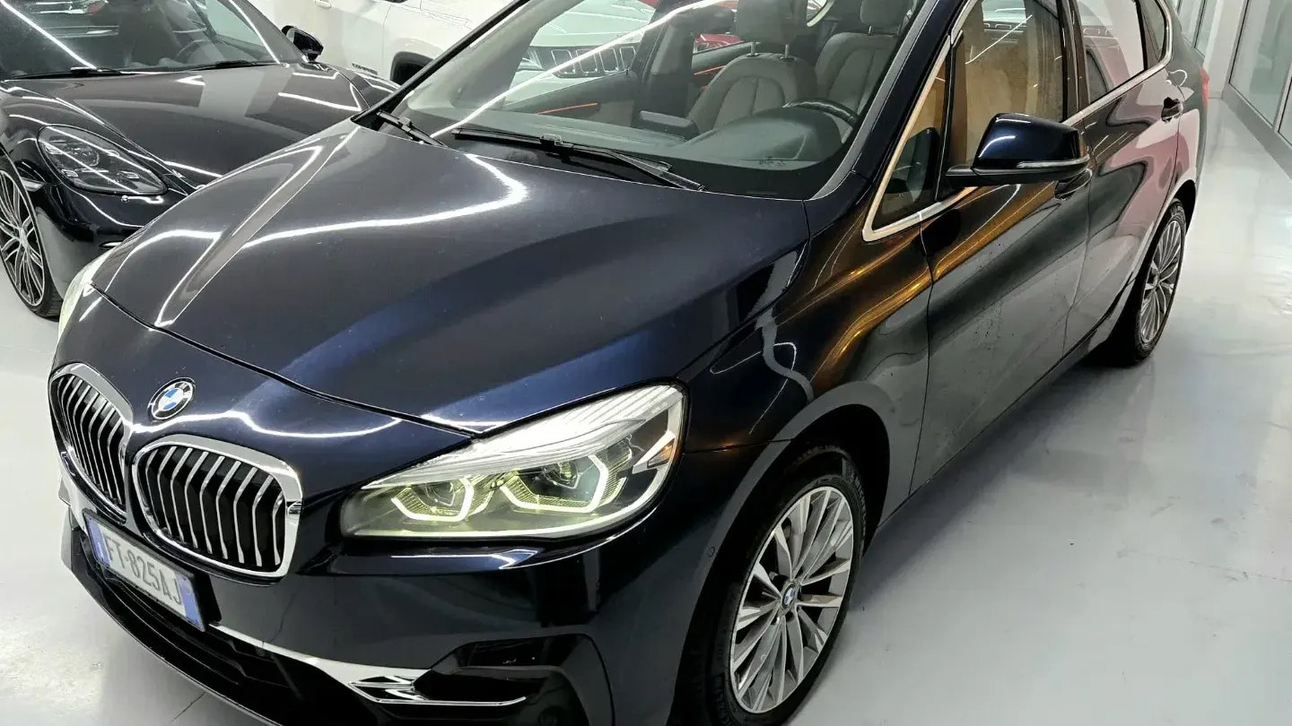 BMW 218d xDrive Active Tourer Luxury FULLL LED