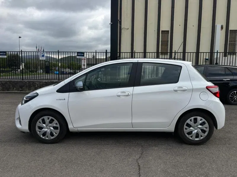 Toyota Yaris 5 Porte PROMO Yaris 5p 1.5h Business foto 18