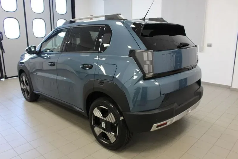Fiat Grande Panda Hybrid La Prima foto 6