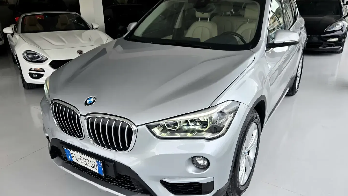 BMW X1 sDrive20d xLine 190CV TETTO APRIBILE
