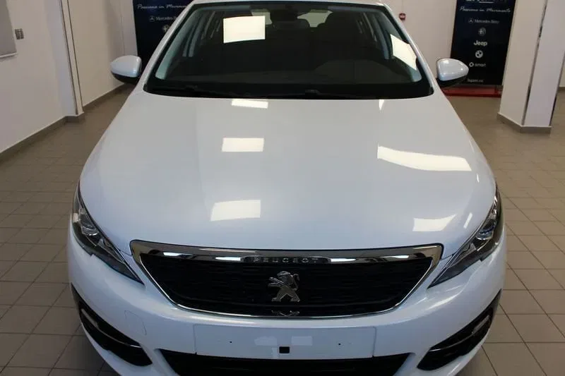 Peugeot 308 1.5 BlueHDi 130CV EAT8 S&S Active foto 2