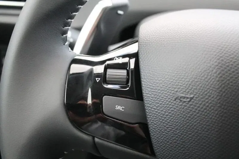 Peugeot 308 1.5 BlueHDi 130CV EAT8 S&S Active foto 25