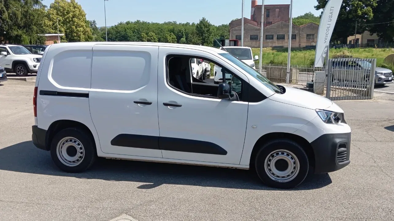 PEUGEOT Partner PROMO 1.5 bluehdi 100cv L1 Premium foto 4