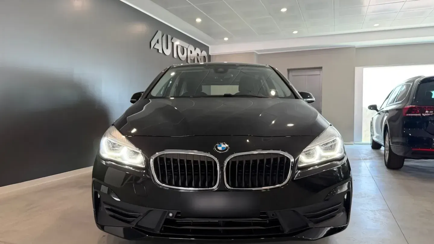 BMW 216d Active Tourer Business