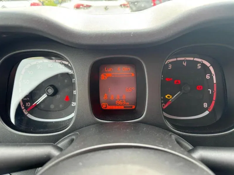 Fiat Panda *PROMO* 1.0 firefly hybrid s&s 70cv 5p.ti foto 10