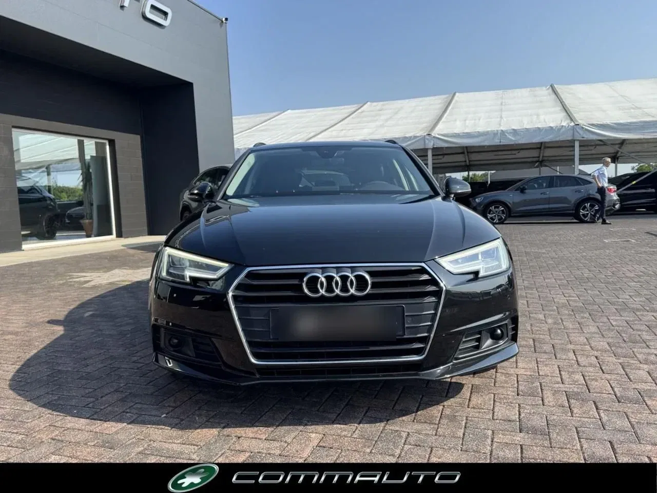 Audi A4 Avant 2.0 TDI 150 CV S tronic Design foto 2
