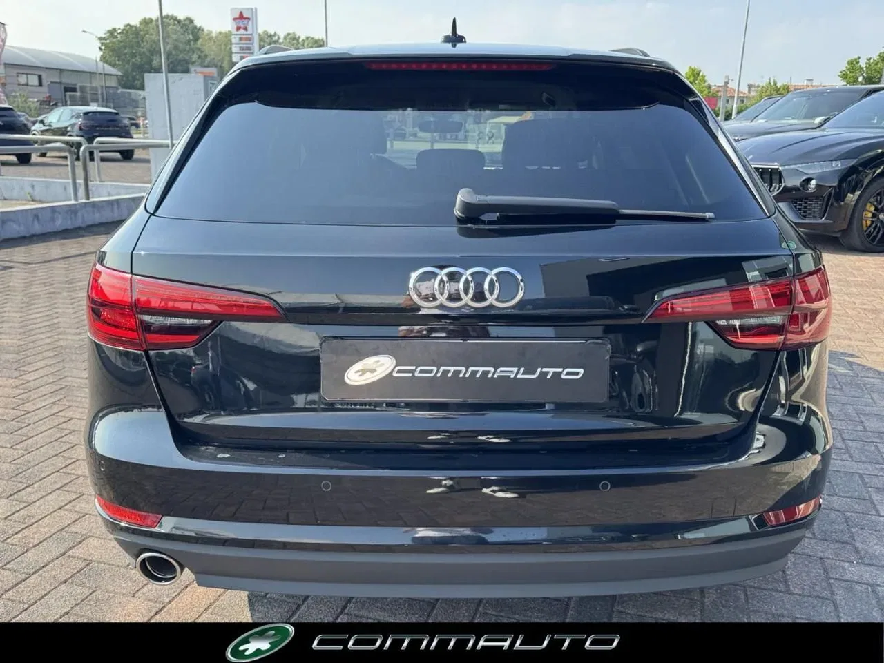 Audi A4 Avant 2.0 TDI 150 CV S tronic Design foto 5
