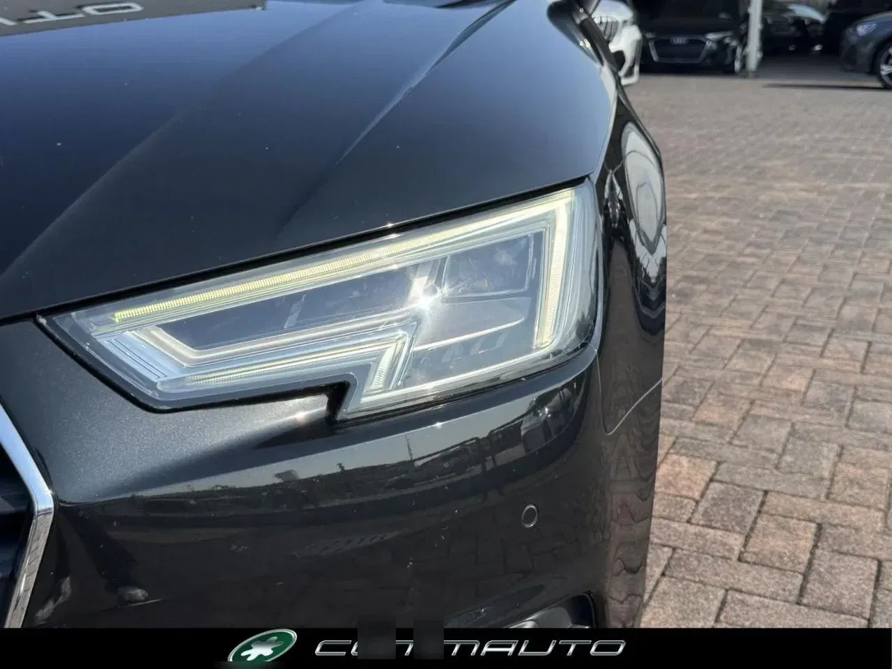 Audi A4 Avant 2.0 TDI 150 CV S tronic Design foto 9