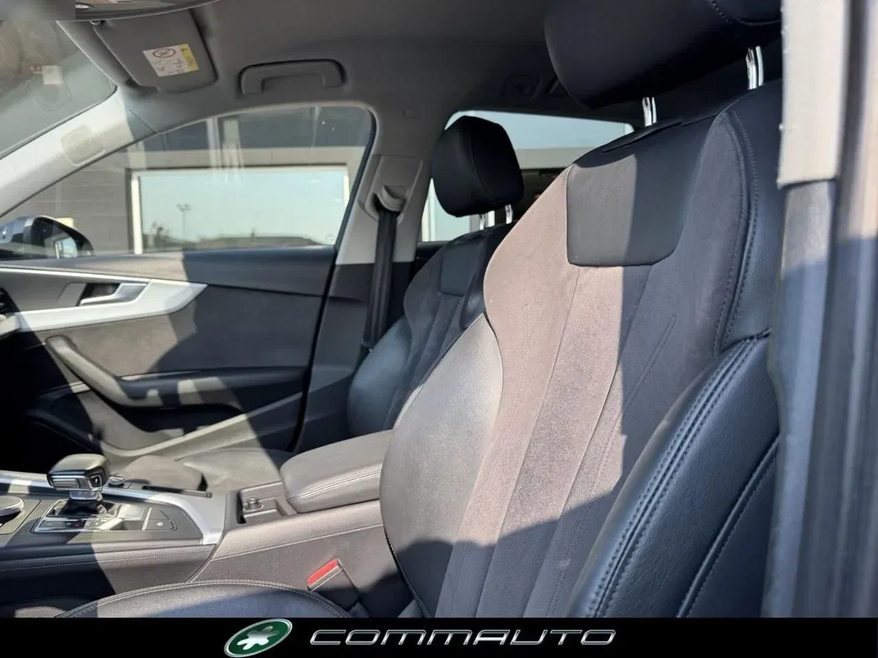 Audi A4 Avant 2.0 TDI 150 CV S tronic Design foto 11