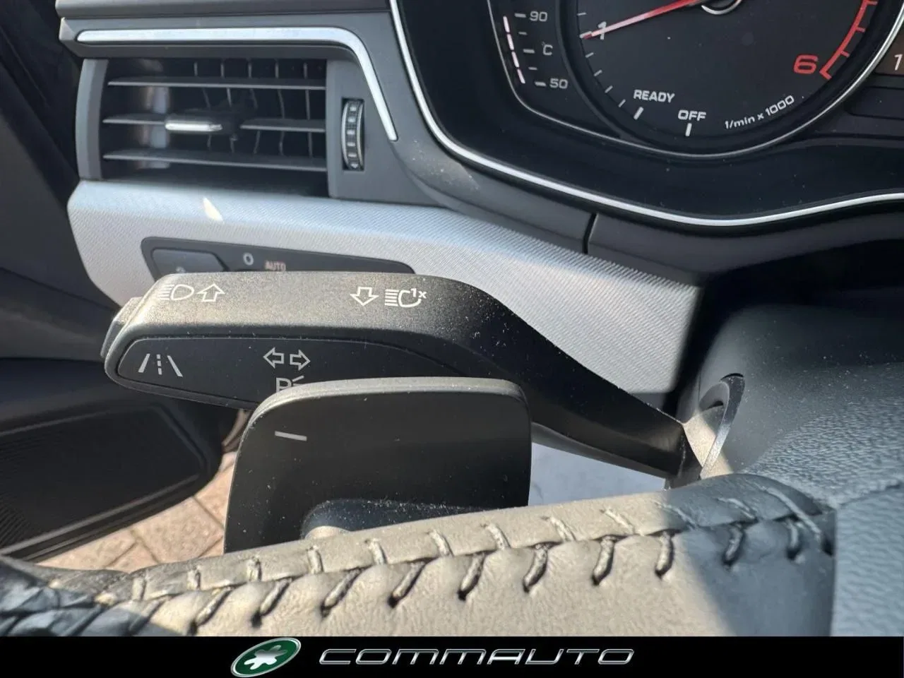 Audi A4 Avant 2.0 TDI 150 CV S tronic Design foto 17