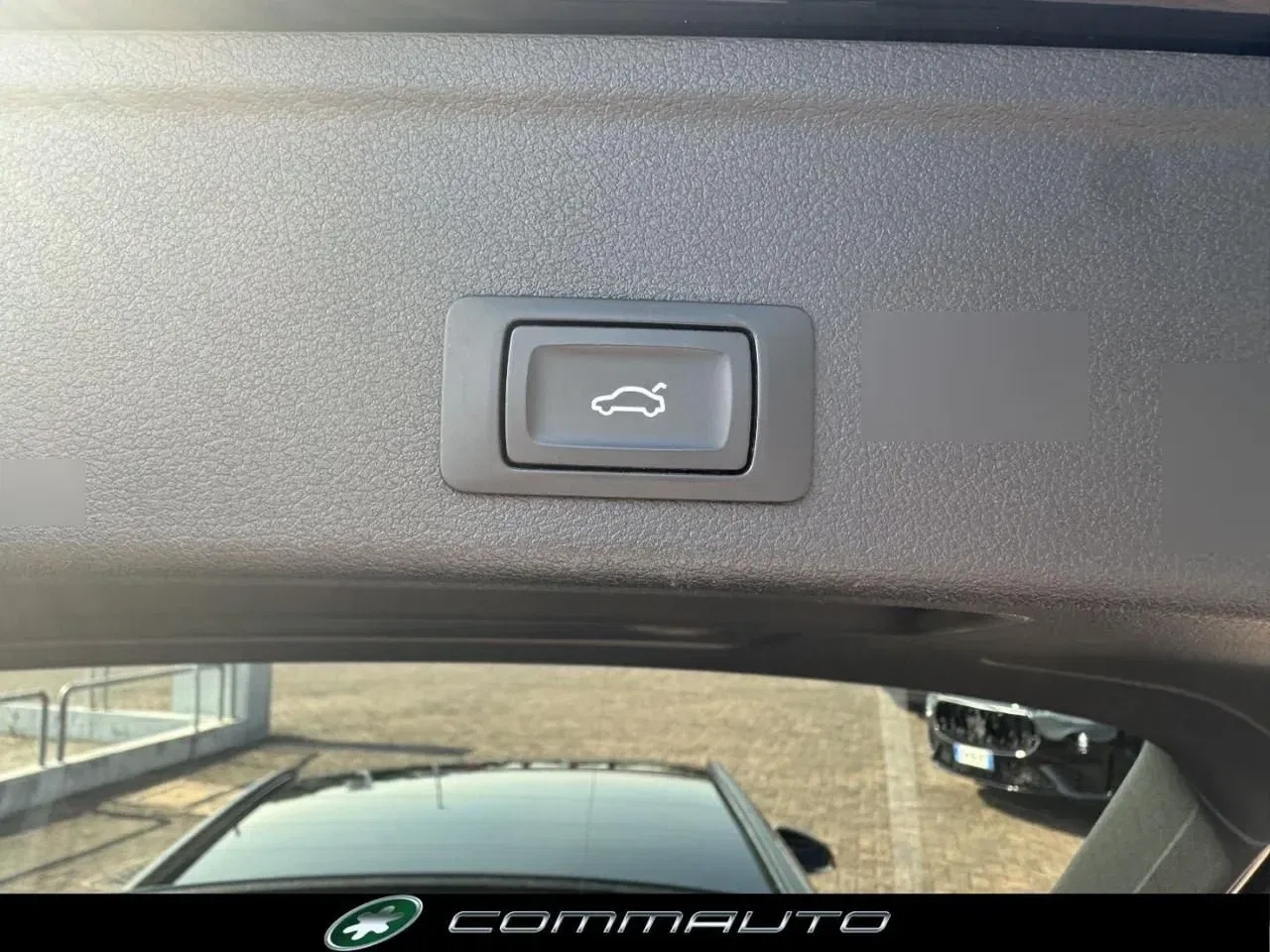 Audi A4 Avant 2.0 TDI 150 CV S tronic Design foto 25