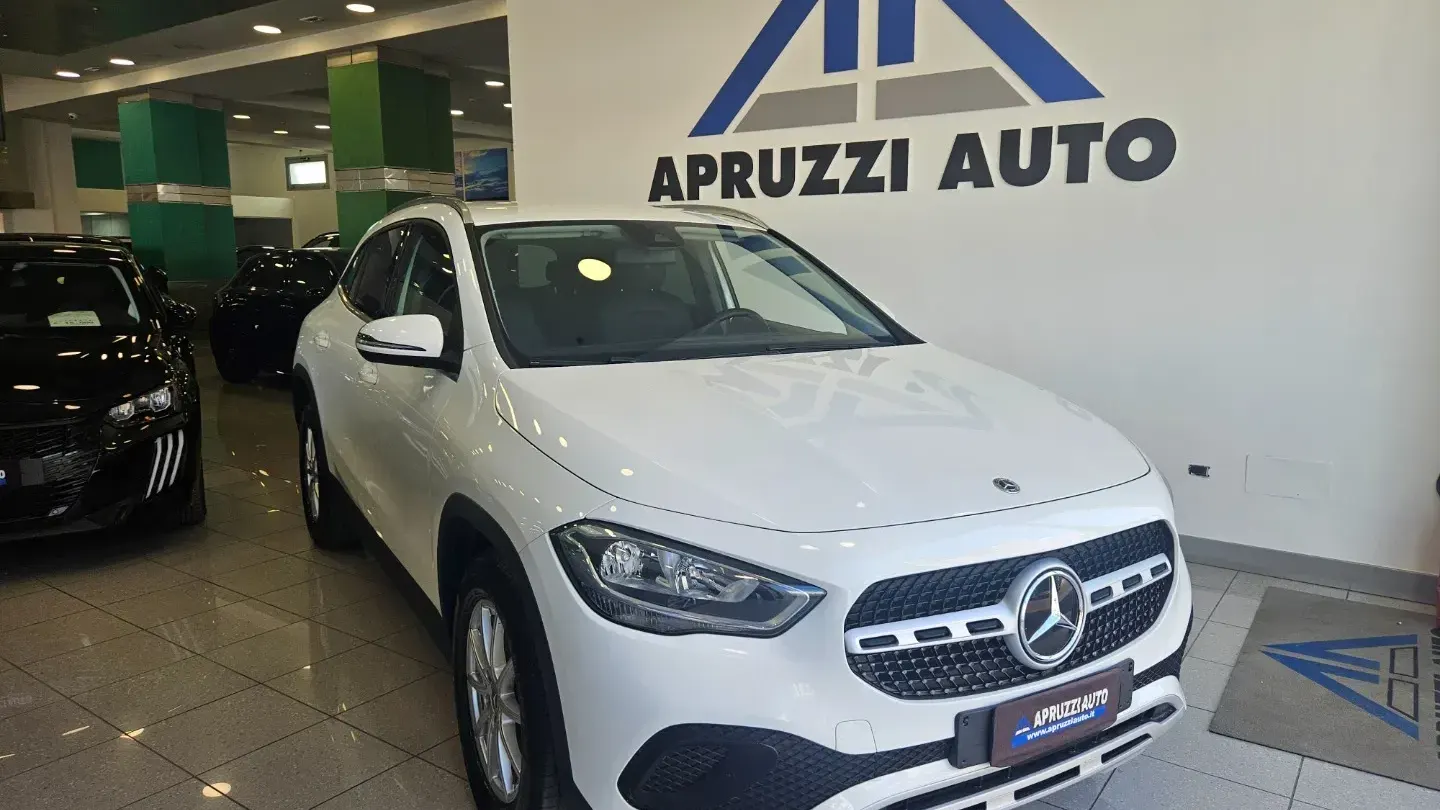 Mercedes-Benz GLA 180 d Automatic Sport