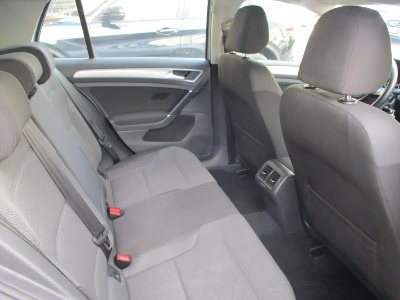 VOLKSWAGEN GOLF 1.6 TDI 110 CV DSG 5p. Executive BlueMotion Techno foto 22