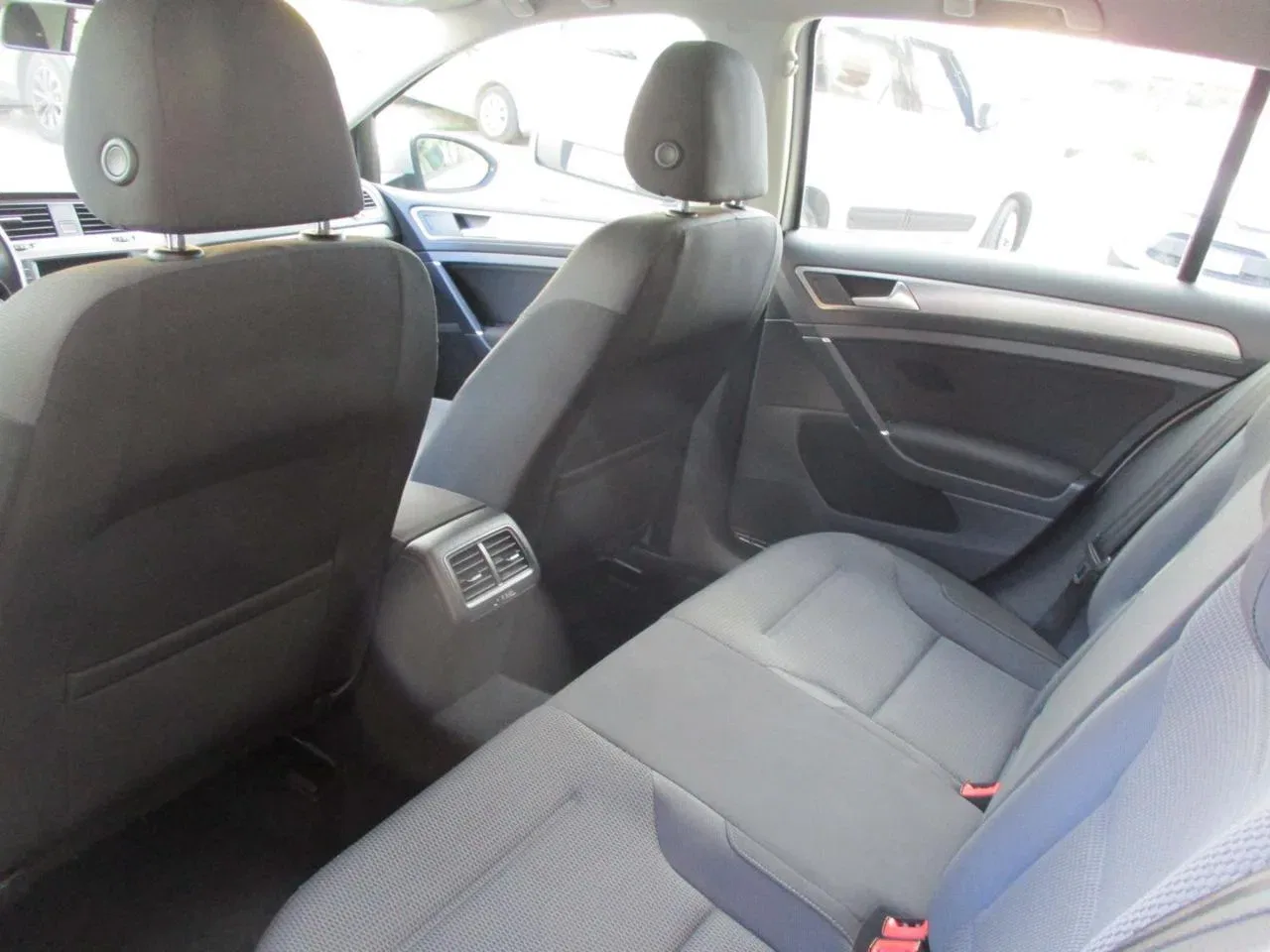 VOLKSWAGEN GOLF 1.6 TDI 110 CV DSG 5p. Executive BlueMotion Techno foto 23
