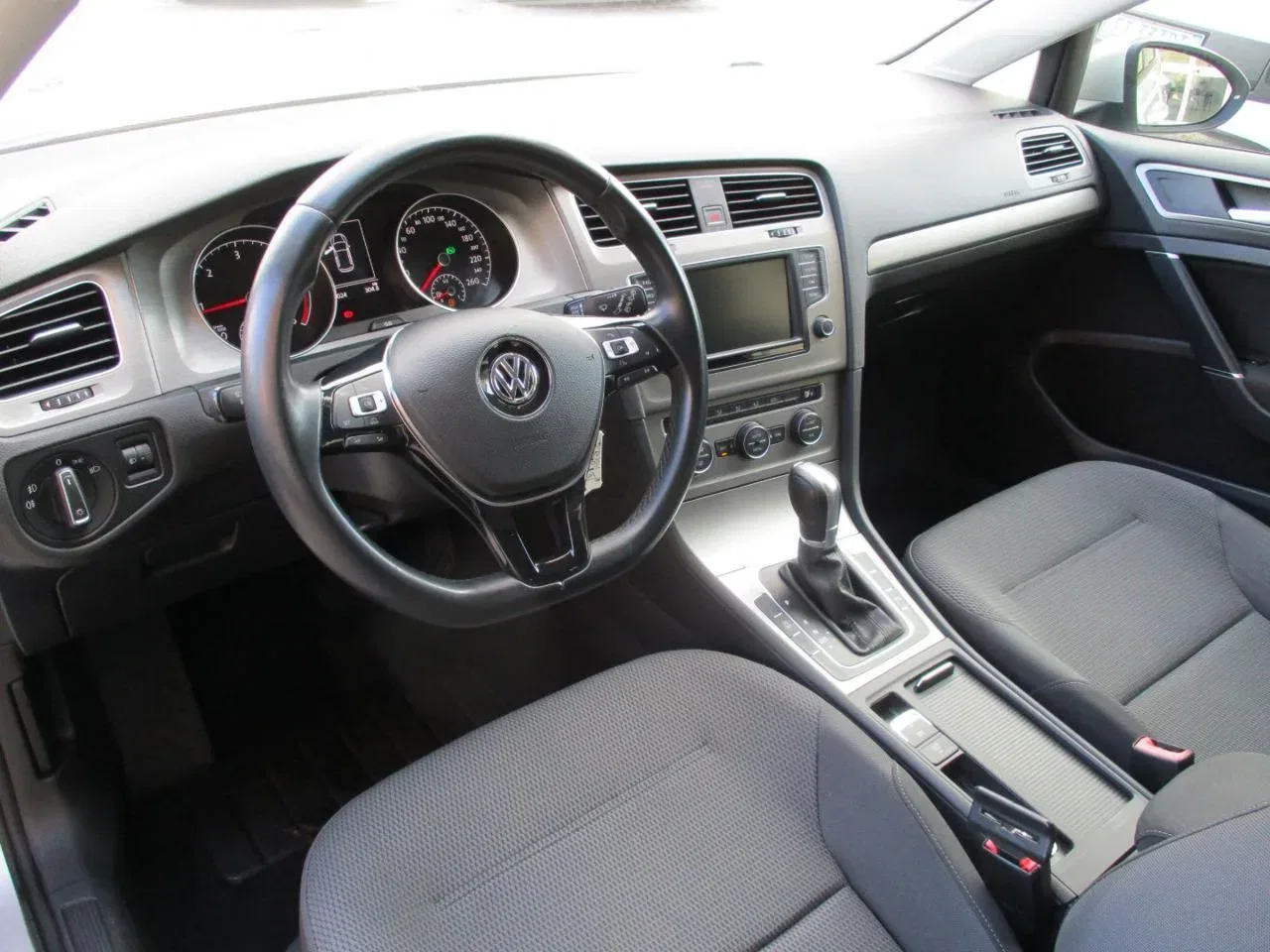 VOLKSWAGEN GOLF 1.6 TDI 110 CV DSG 5p. Executive BlueMotion Techno foto 14