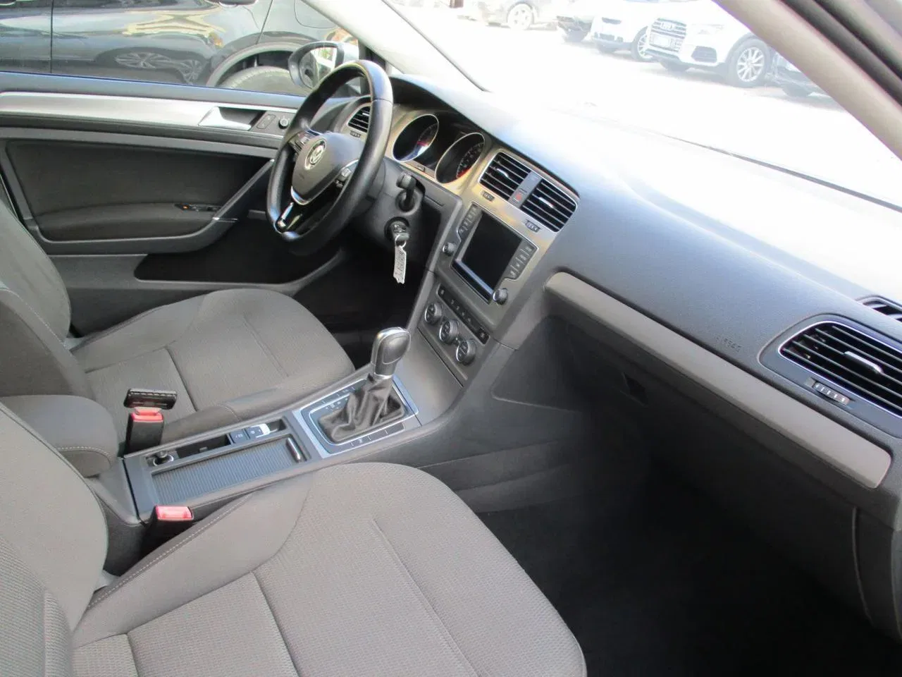 VOLKSWAGEN GOLF 1.6 TDI 110 CV DSG 5p. Executive BlueMotion Techno foto 15