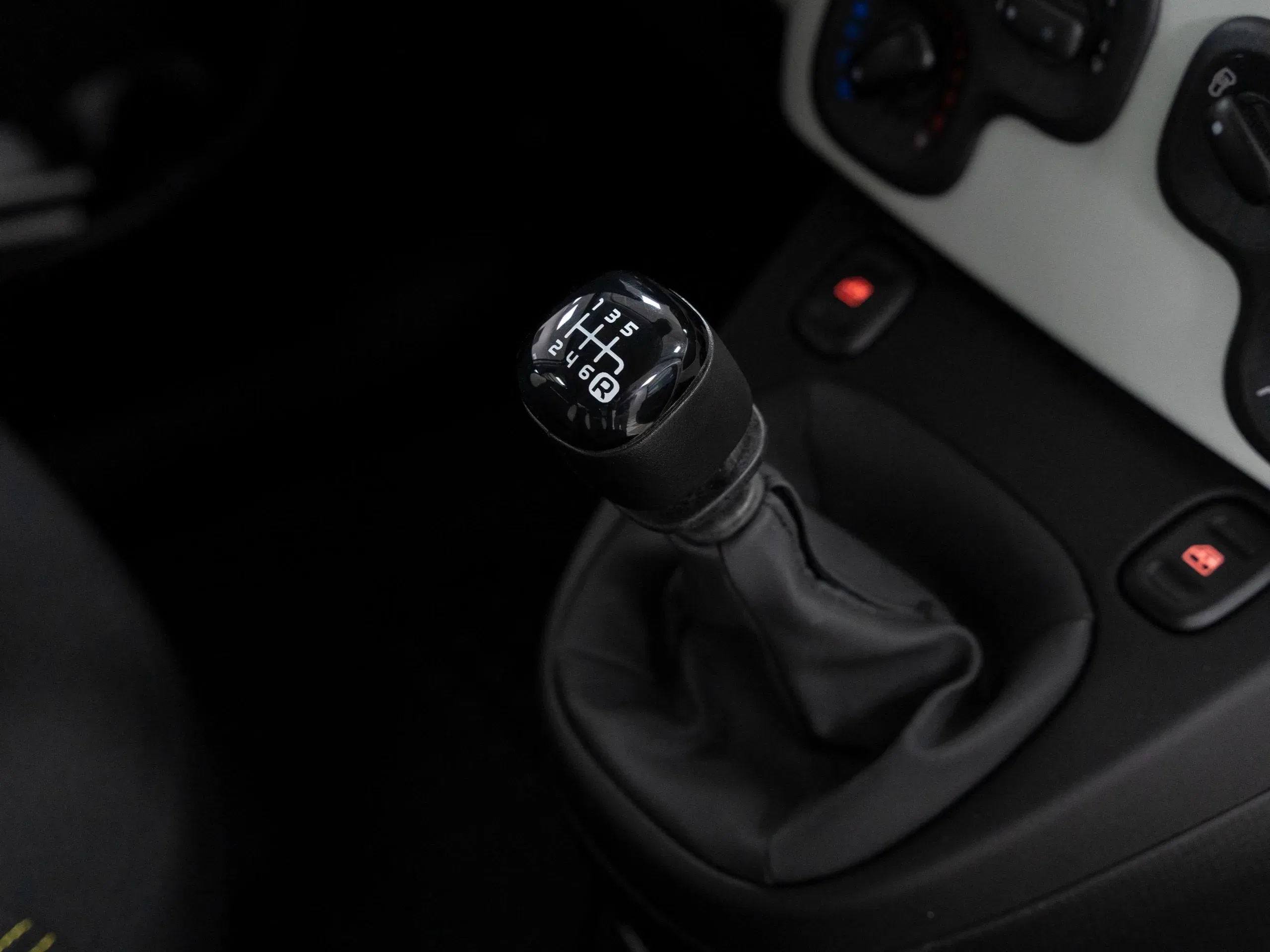 Fiat Panda Pandina Cross 1.0 Firefly Hybrid S&S 70CV foto 13