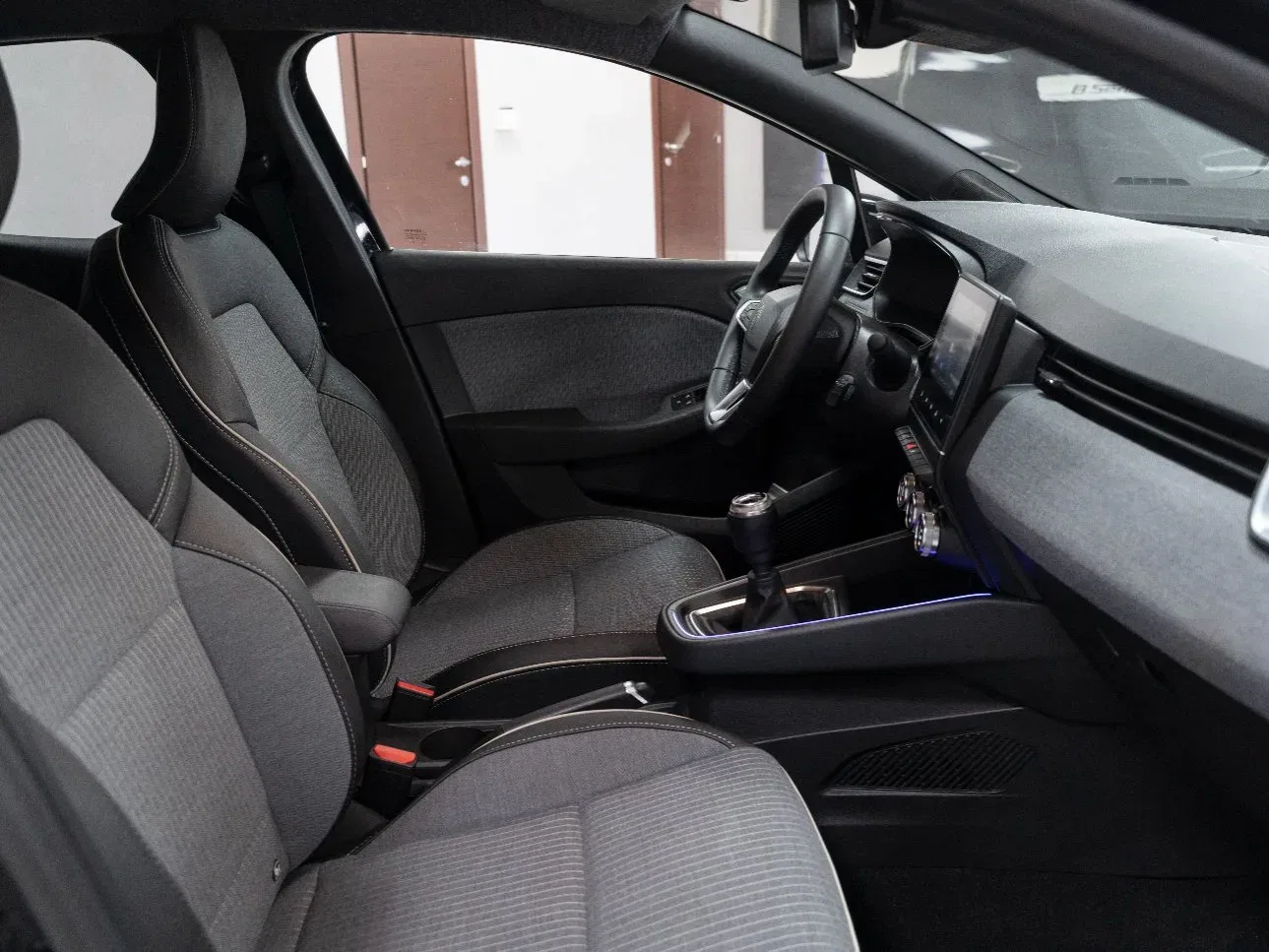 Renault Clio 1.0 TCE Techno GPL 90CV foto 14