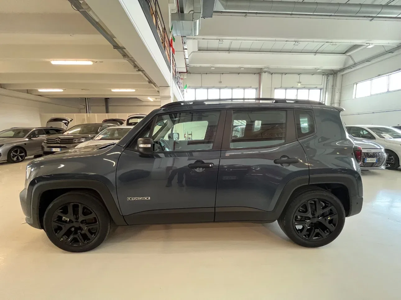Jeep Renegade 1.5 turbo t4 mhev Summit 2wd dct NAZIONALE foto 4