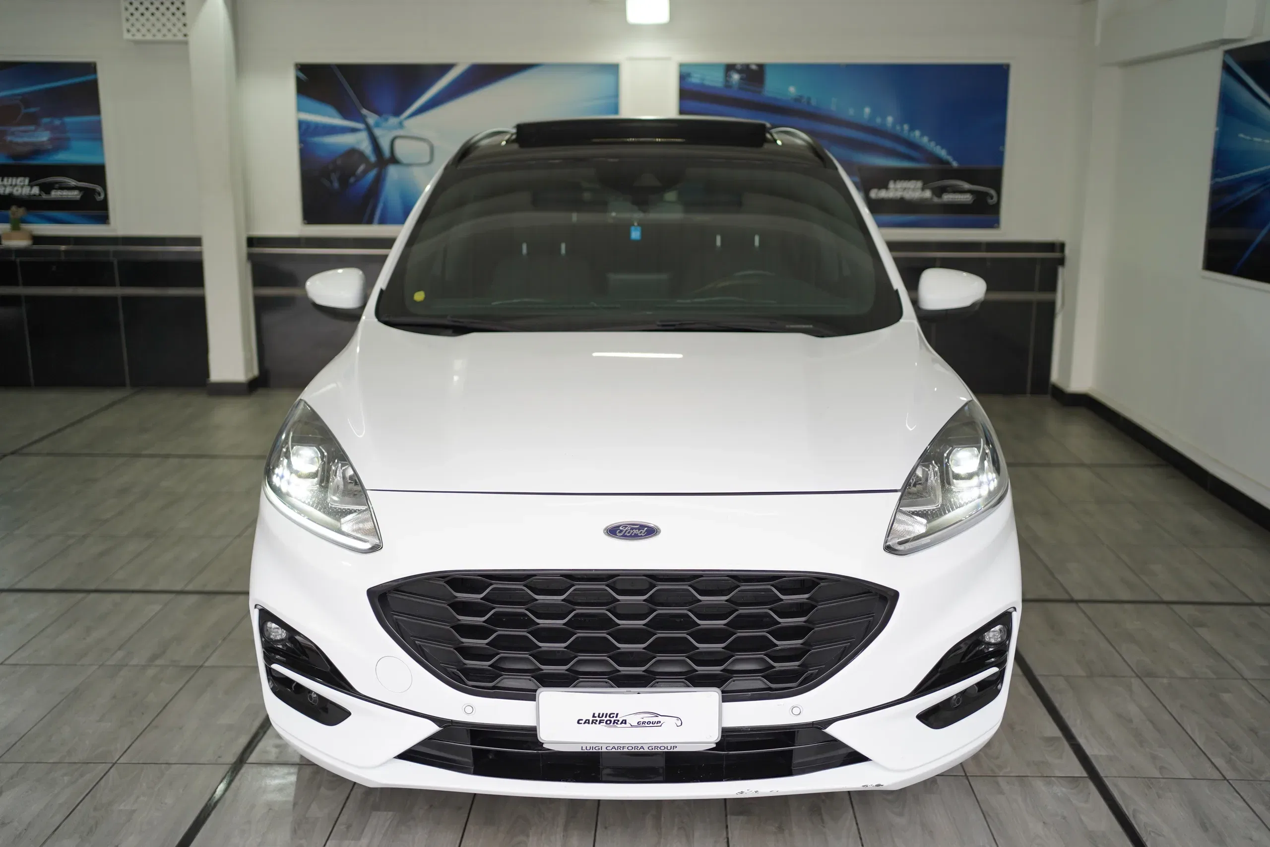 Ford Kuga 1.5 EcoBlue 120 CV aut. 2WD ST-Line X + Tetto apribile foto 2