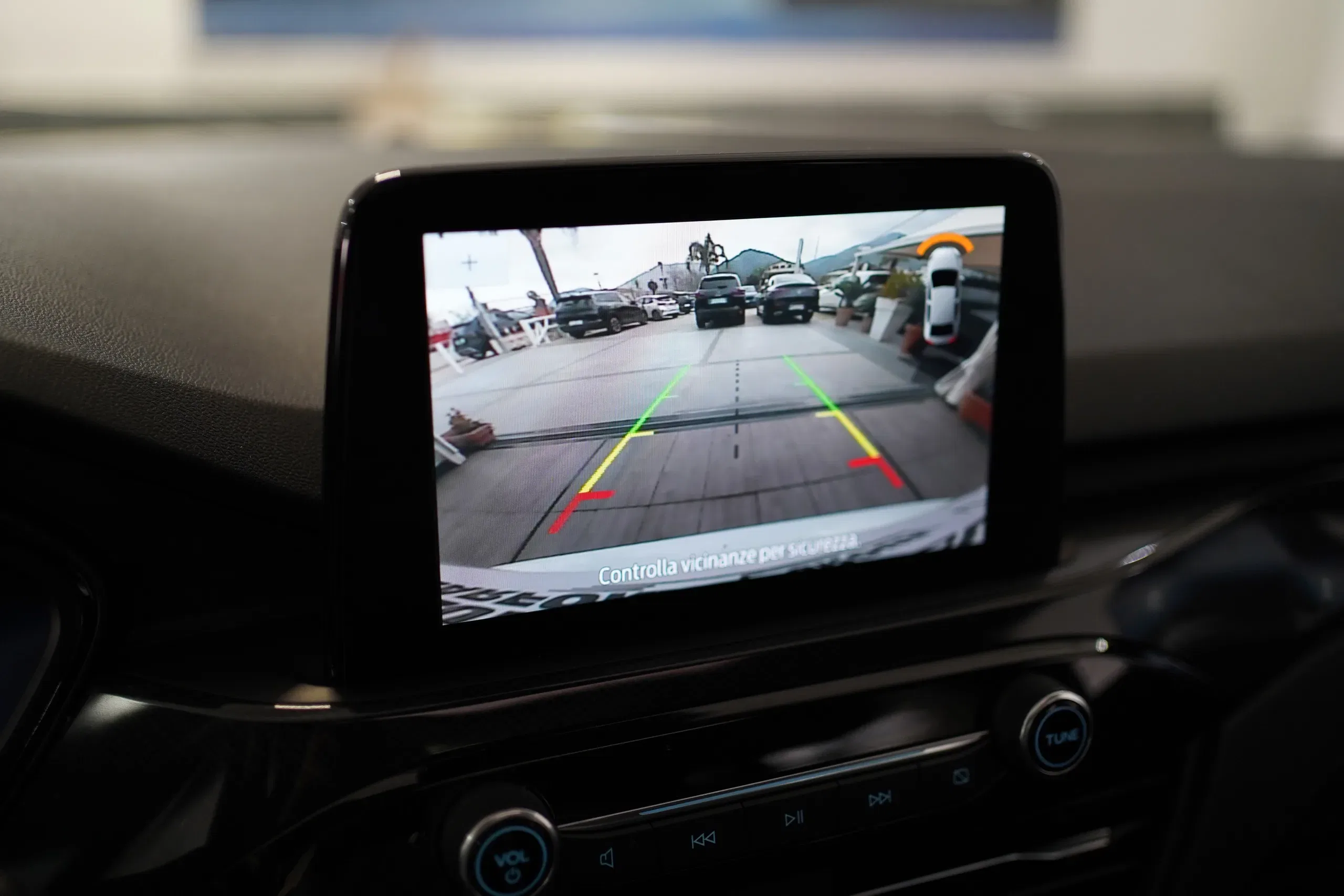 Ford Kuga 1.5 EcoBlue 120 CV aut. 2WD ST-Line X + Tetto apribile foto 15