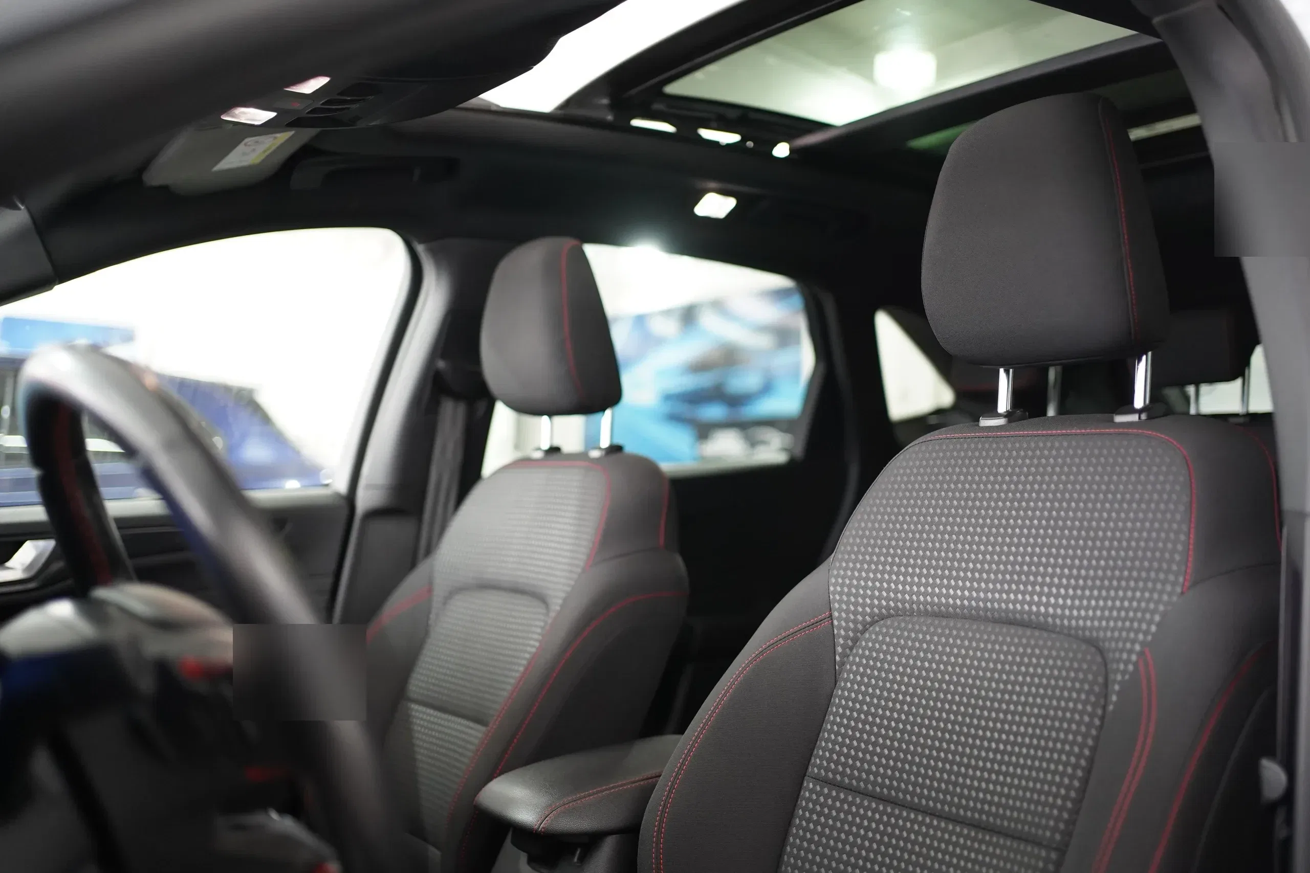 Ford Kuga 1.5 EcoBlue 120 CV aut. 2WD ST-Line X + Tetto apribile foto 7