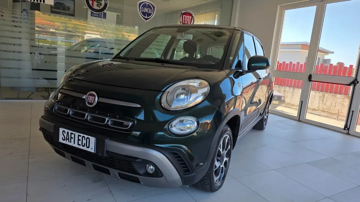 Fiat 500L 1.3 MJT 95 CV Connect FIAT 500L CROSS CONNECT 1.3 MULTIJET 95CV