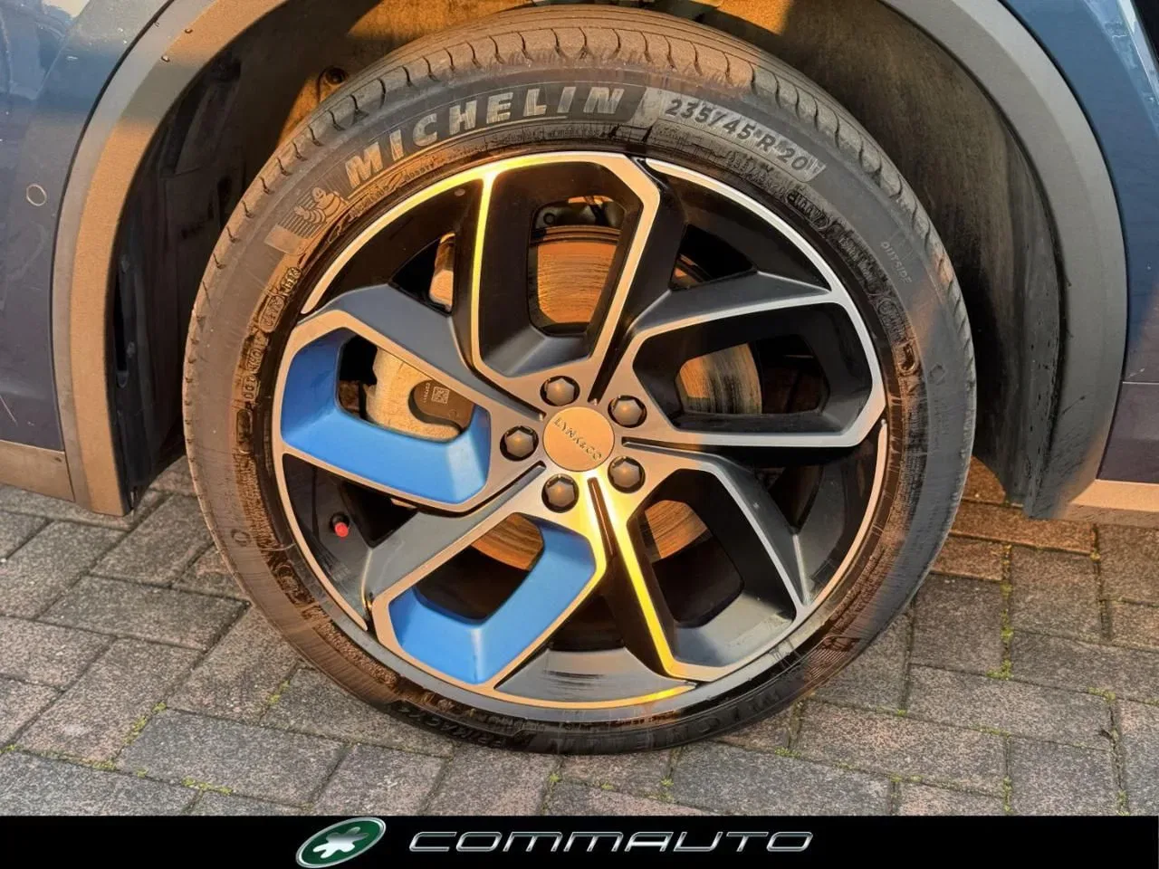 Lynk & Co 01 PHEV foto 7