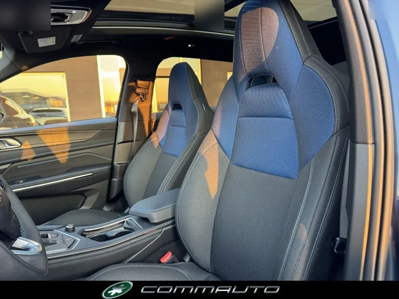 Lynk & Co 01 PHEV foto 12